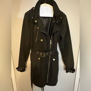 Hunter green BCBGmaxzaria jacket in good condition